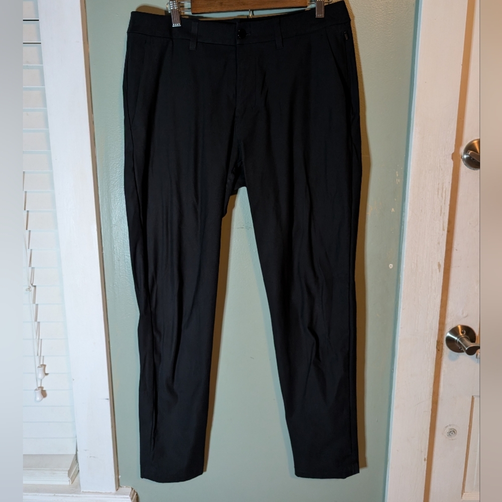 Lululemon ABC Classic-Fit Trouser, Mens Size 33, Black